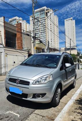 FIAT IDEA 1.4 MPI ATTRACTIVE 8V FLEX 4P MANUAL FIAT IDEA 1.4 MPI ATTRACTIVE 8V FLEX 4P MANUAL